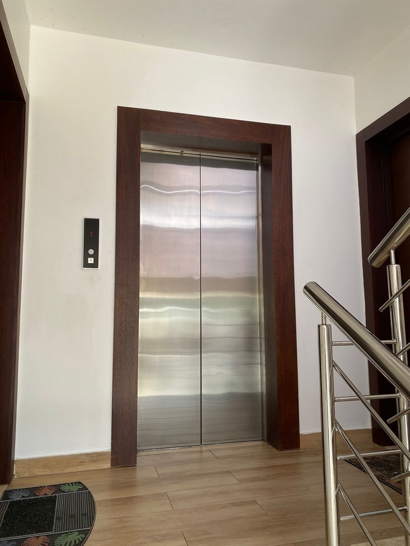 apartamentos - Apartamento de 135 Mts2 en Cerros de Gurabo 8