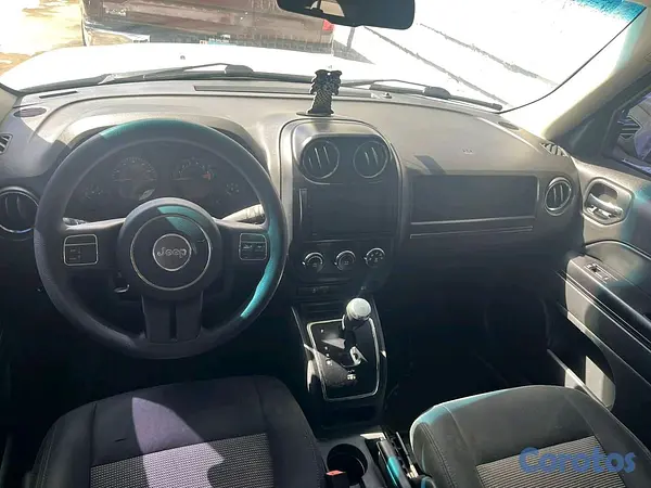 jeepetas y camionetas - JEEP 3