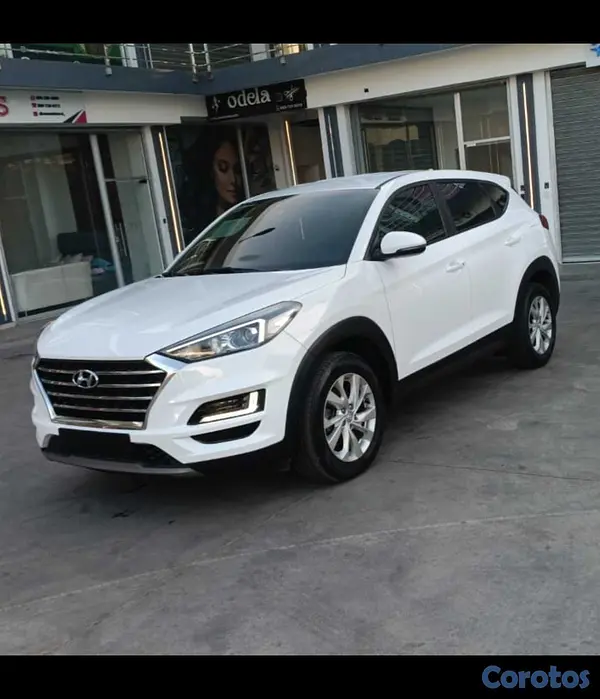 jeepetas y camionetas - HYUNDAI TUCSON 2020 BLANCO DIESEL 10