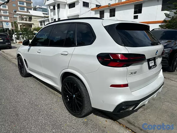 jeepetas y camionetas - BMW X5 M 40i año 2024  4