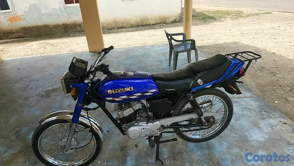 motores y pasolas - Motocicleta Suzuki 3