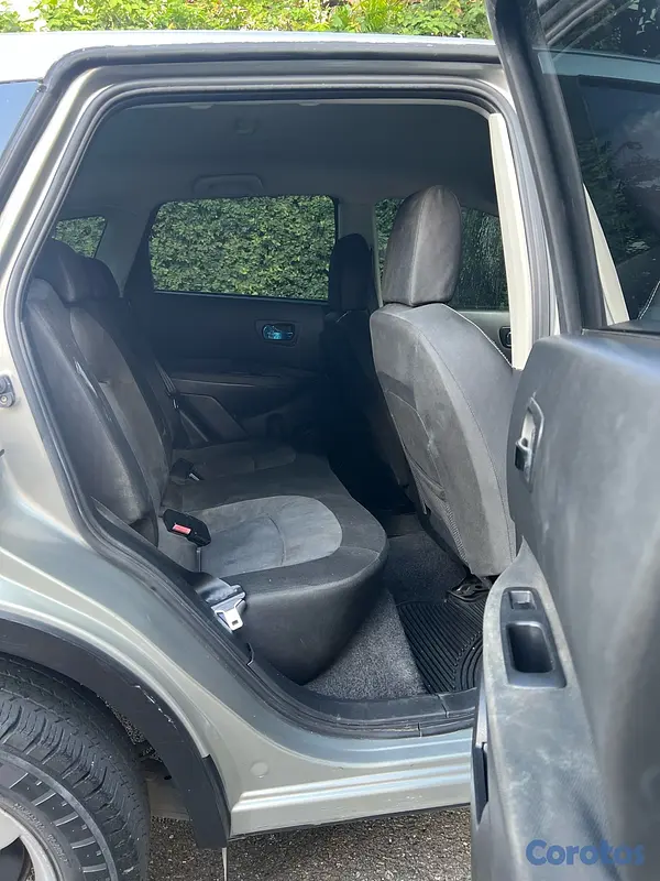 jeepetas y camionetas - Nissan Qashqai 2011 9