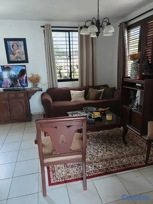 casas - Se vende propiedad US $ Un Millón de dólares  11