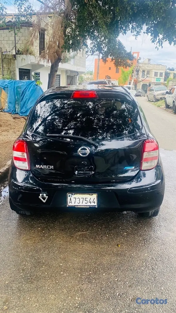 carros - Nissan march full 2012 2
