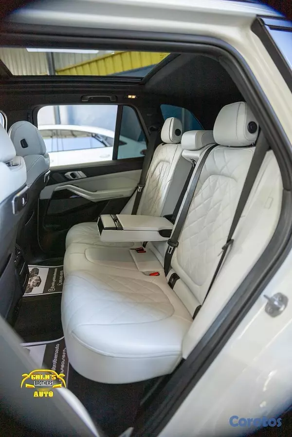 jeepetas y camionetas - BMW X5 Xdrive40i M Package 2024 Clean Carfax Recie 8
