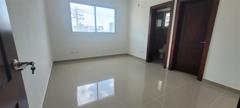 apartamentos - Vendo en torre Calculta la Esmeralda 3 nivel 1