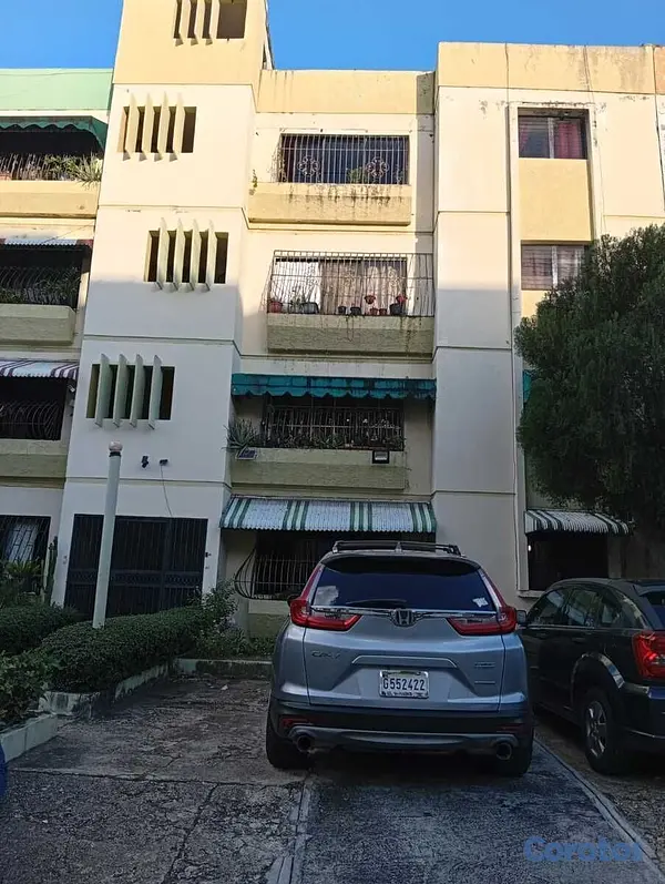 apartamentos - 4to nivel en el km 9 de la independencia 3