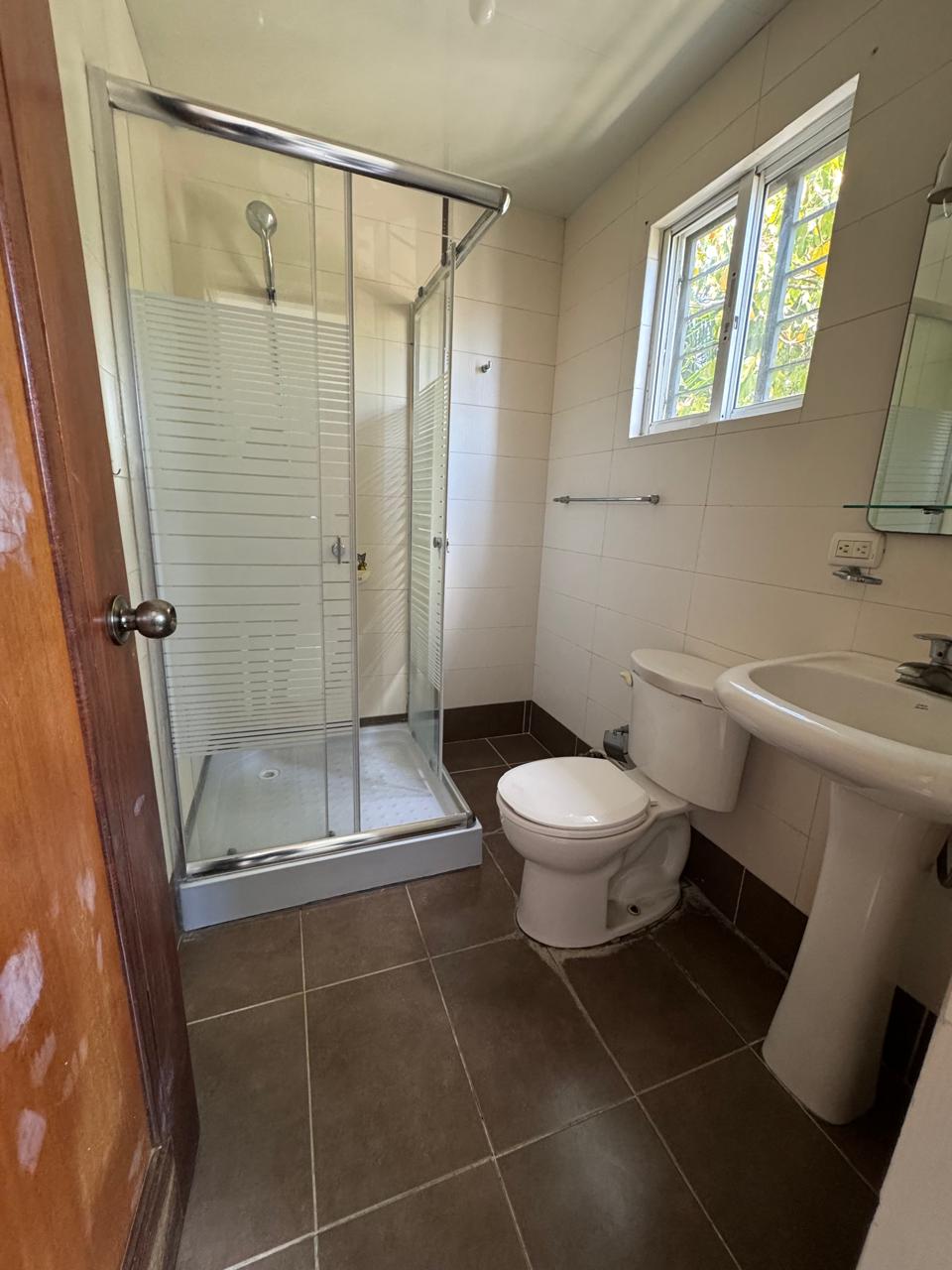 apartamentos - 🔵 Alquilo apartamento piso 2 con terraza en arr 8