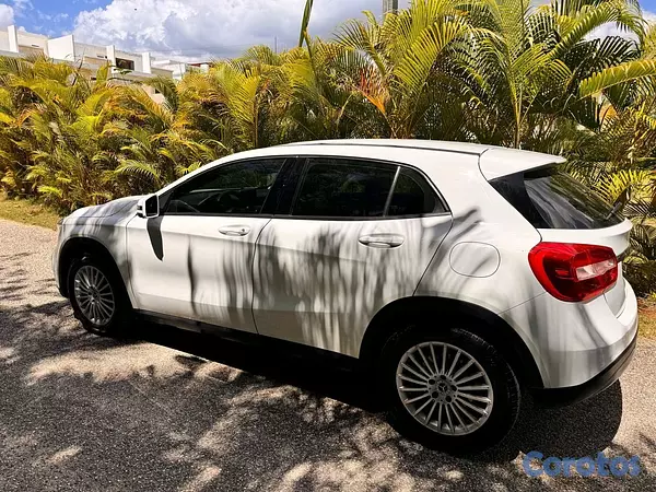 jeepetas y camionetas - Mercedes benz gla 2018 15