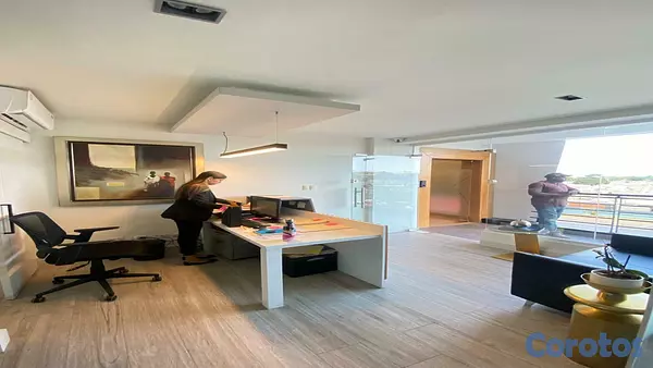 oficinas y locales comerciales - OFICINA EN VENTA FULL AMUEBLADA EN ENSANCHE LA FE 6