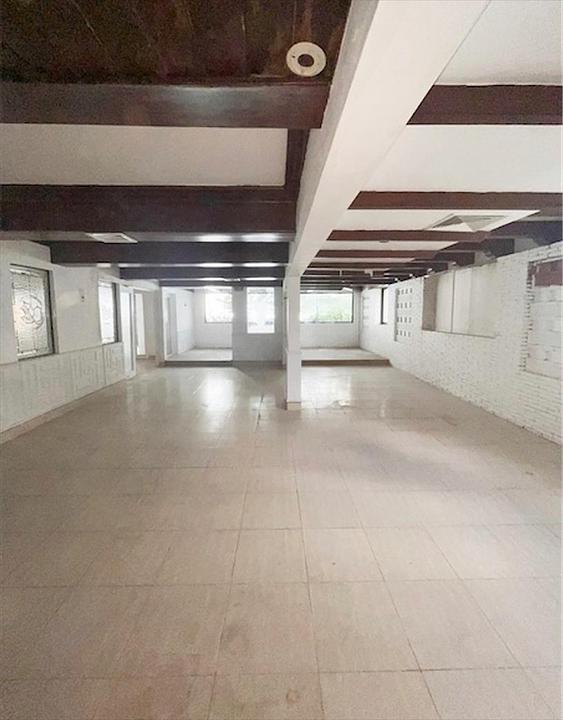 oficinas y locales comerciales - Local céntrico Naco 3
