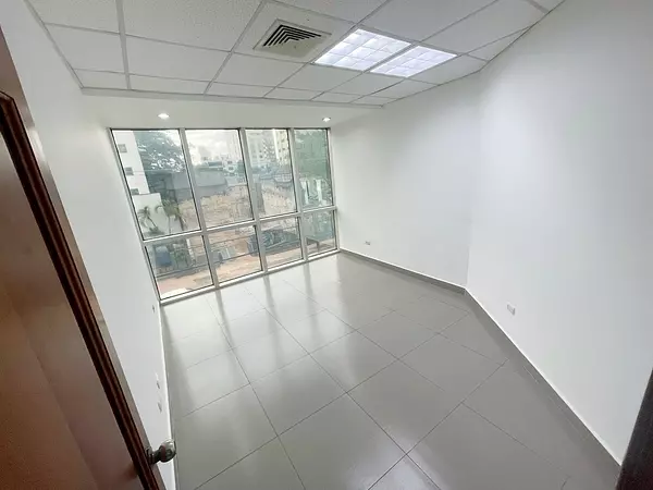 oficinas y locales comerciales - Local corporativo céntrico  7
