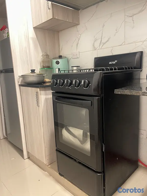 electrodomesticos - Se vende estufa de 4 hornillas con horno 3