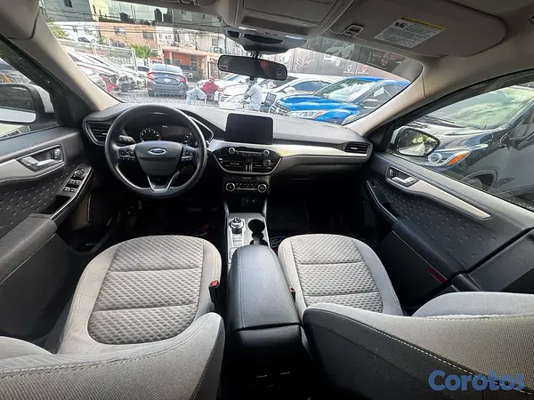 jeepetas y camionetas - Ford escape SE 2020 5