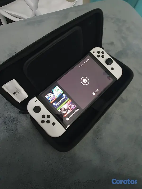 consolas y videojuegos - Nintendo Switch Oled y Protector 4