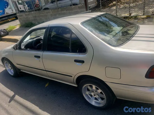 carros - vendo carro nissan  4