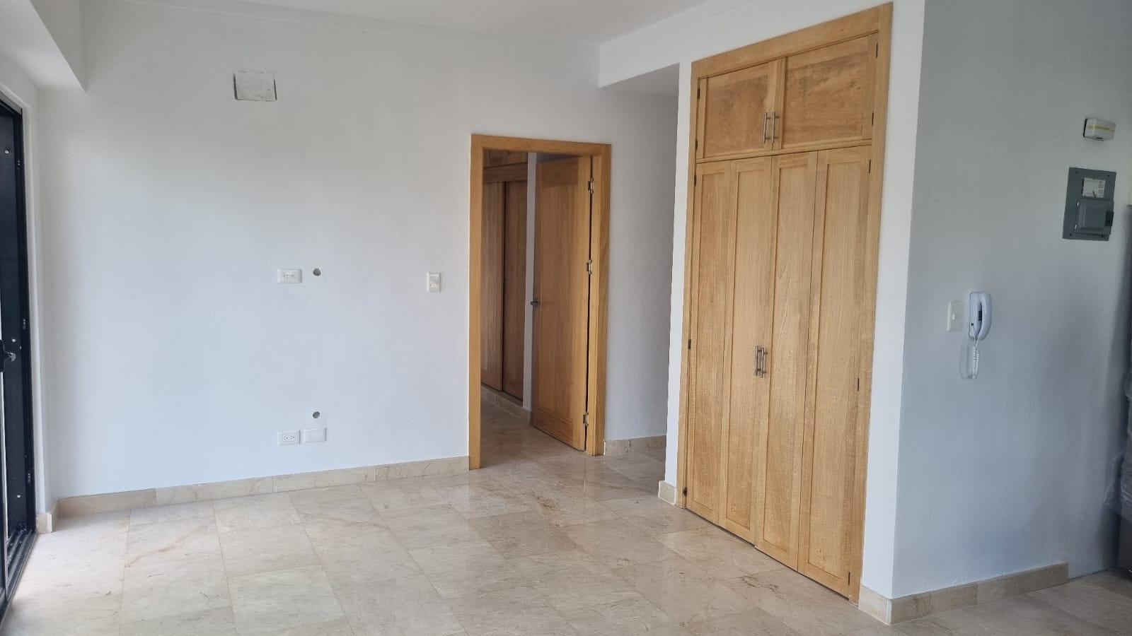 apartamentos - Vendo apartamento nuevo en Urb Real 3