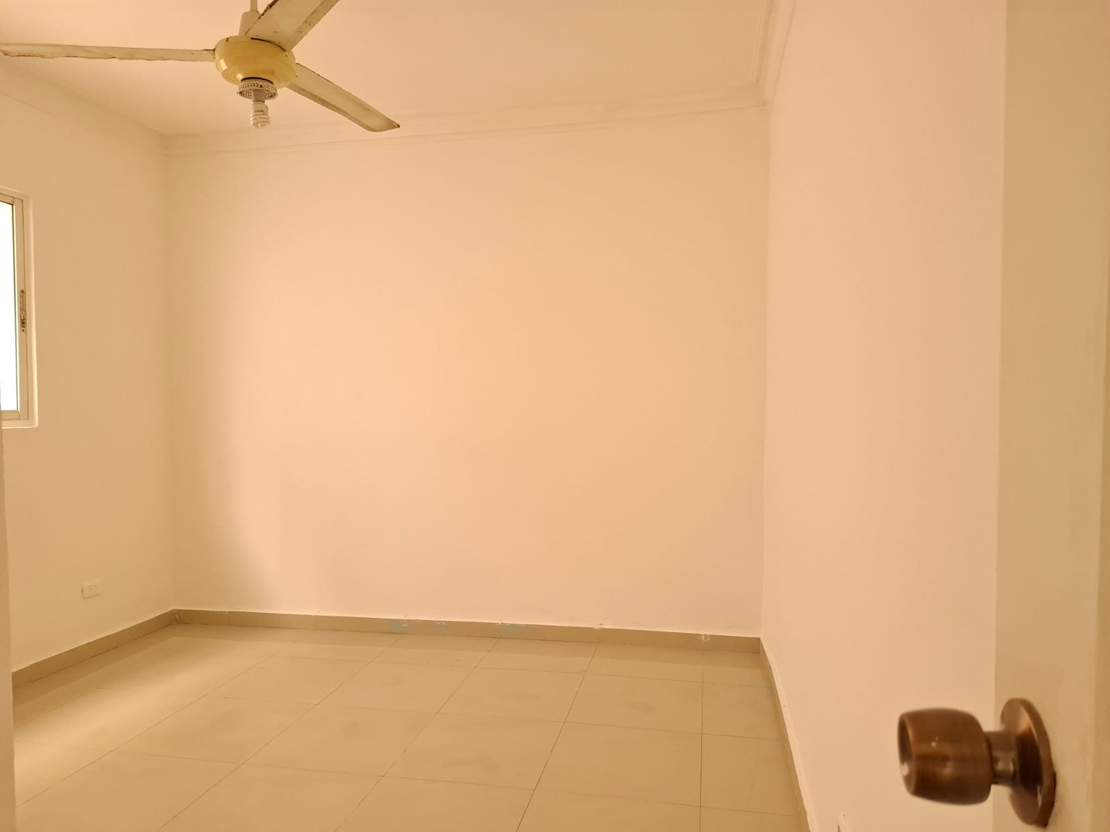 apartamentos - Vendo apartamento Av. Independencia, Cacique  2