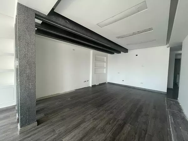 oficinas y locales comerciales - Alquiler local comercial primer nivel  6