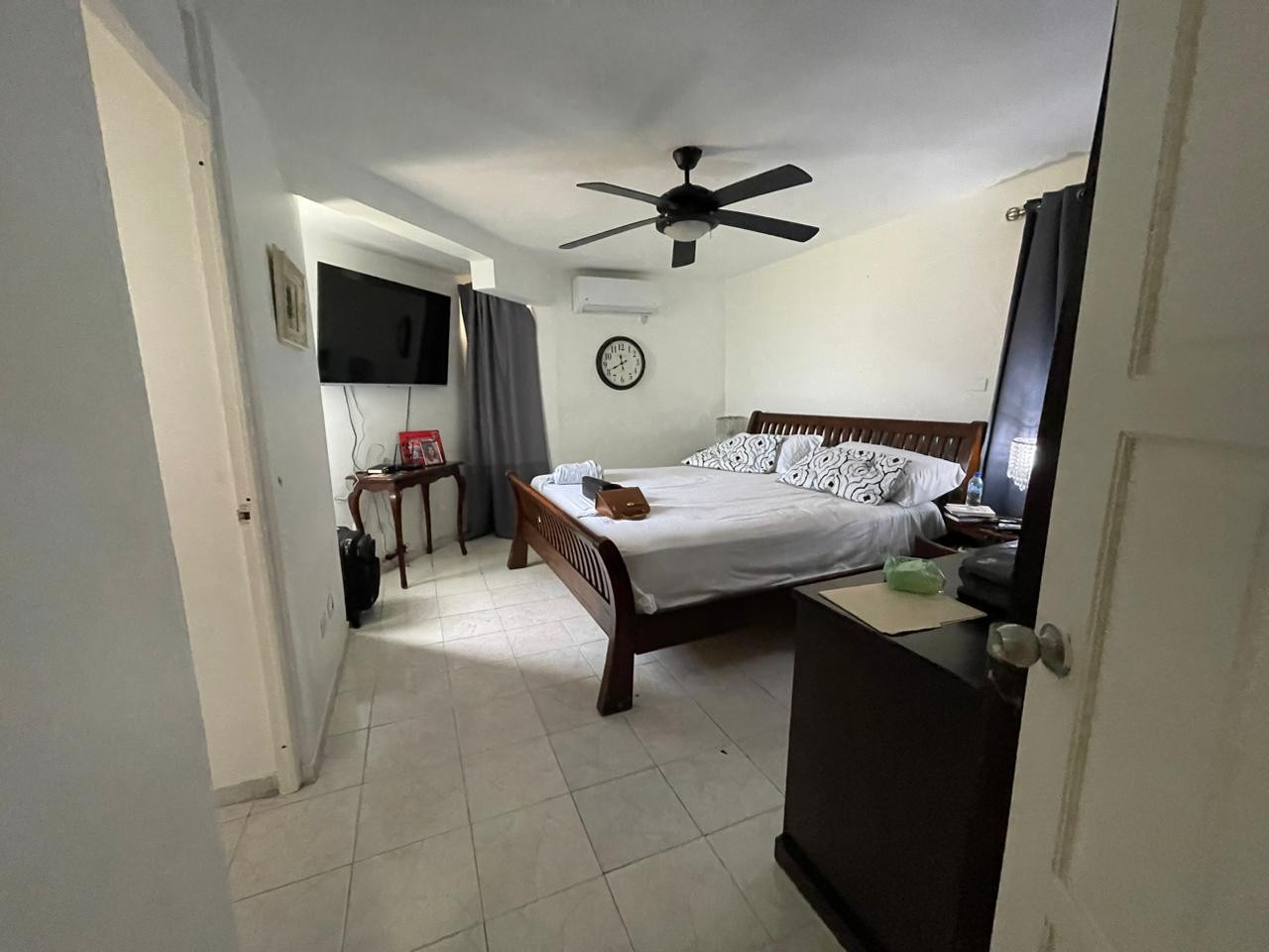 casas - ALQUILO En Arroyo Hondo Viejo Casa De 2 Niveles (Solo Para Negocios) CODIGO PD75 5