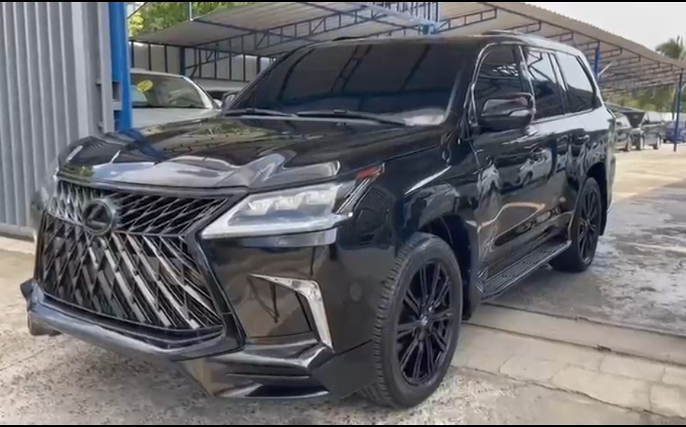 jeepetas y camionetas - 2021 Lexus LX 570 0