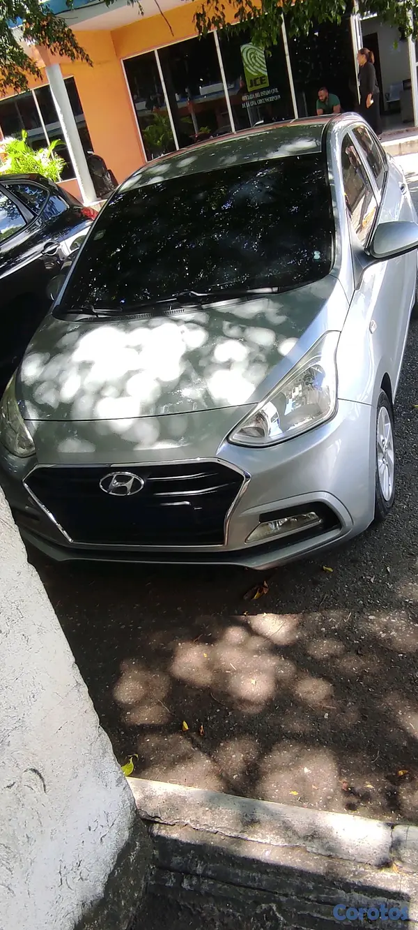 carros - Hyundai grand i10 2020 NEGOCIABLE  2