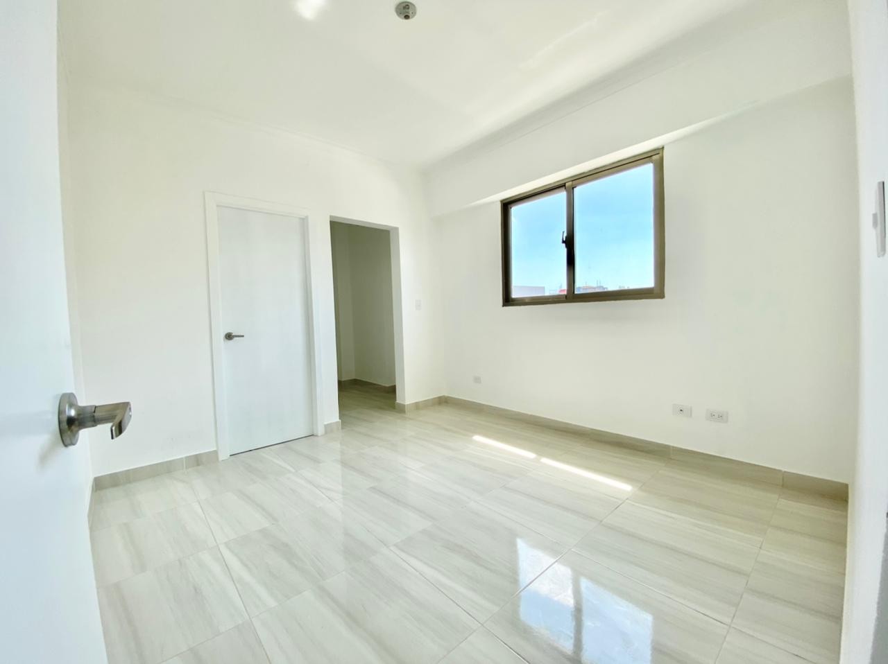 apartamentos - Apartamento nuevo en Evaristo Morales de 2 habitaciones 4