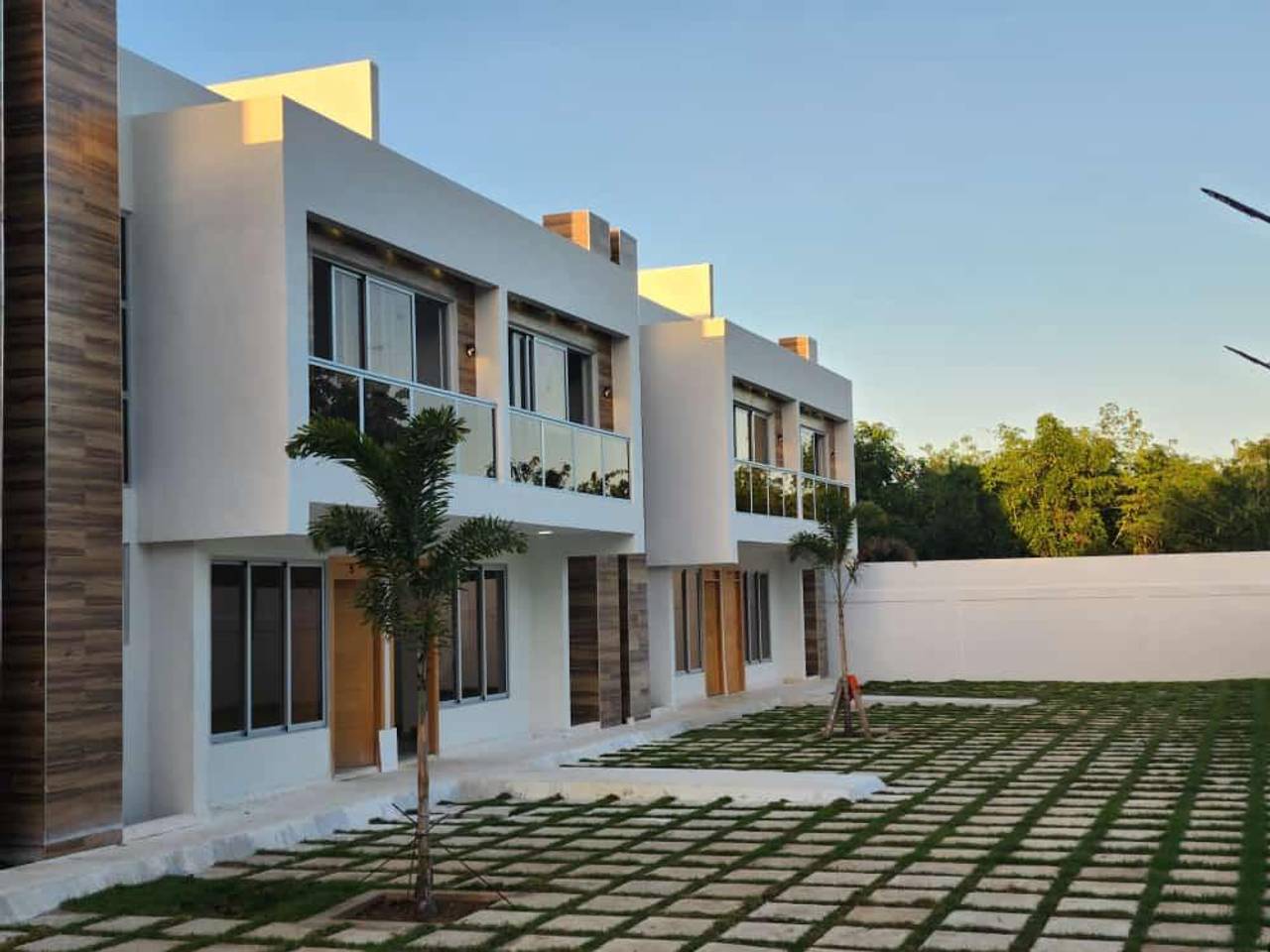 casas - Venta de Villa en Juan Dolio tipo Townhouse 0
