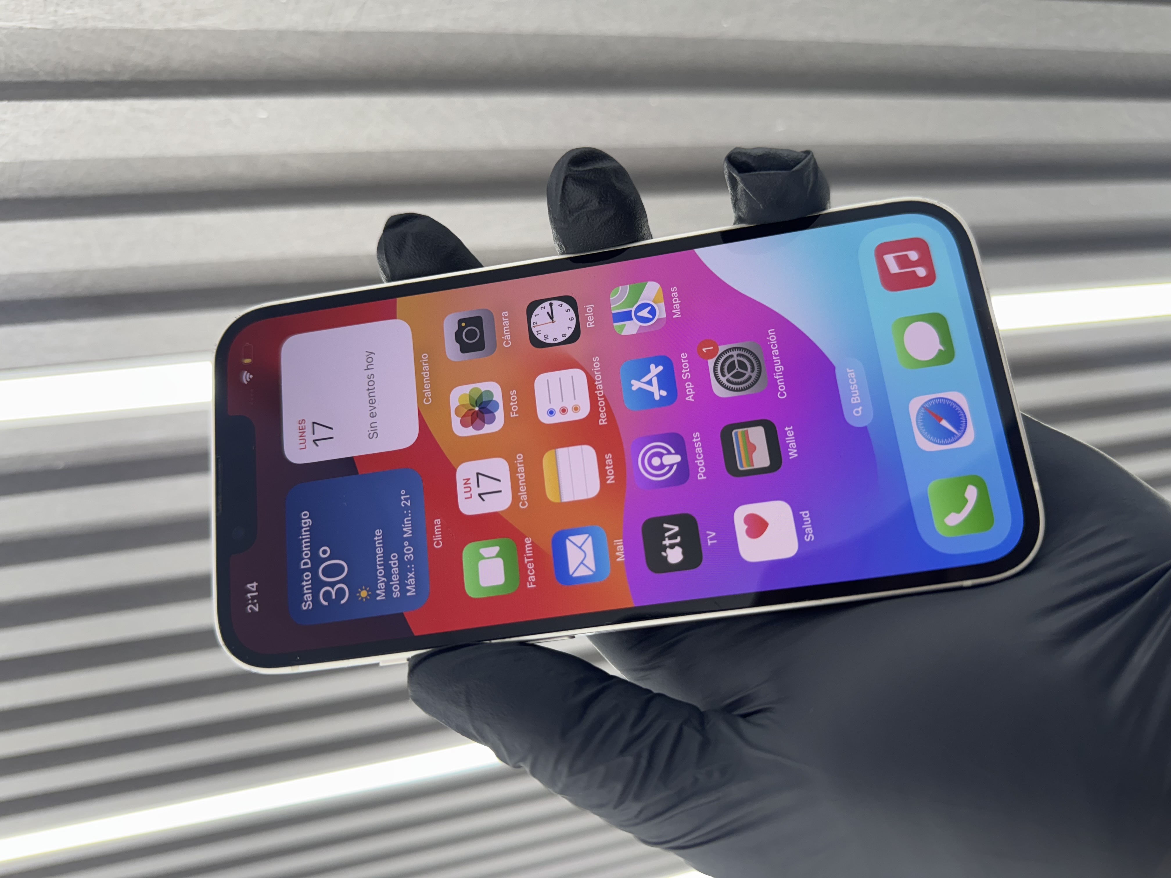 celulares y tabletas - iPhone 13 128GB Desbloqueado (usado) 1