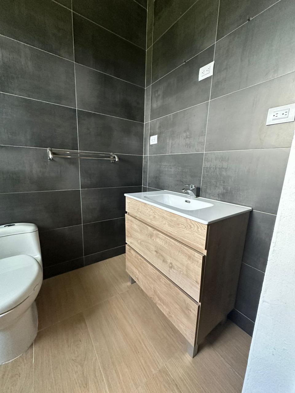 casas - CASA EN VENTA EN LA VEGA. 9