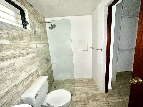 apartamentos - Apartamento en Venta en Piantini
Precio US$260,000 7