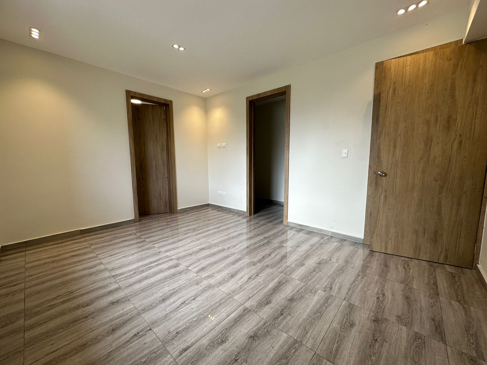 apartamentos - Vendo Jardines Del Sur Jose Contreras  nuevo 147 m 5