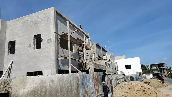 casas - Casas de dos niveles con mucho patio, Prado Oriental, Autopista de San Isidro 2