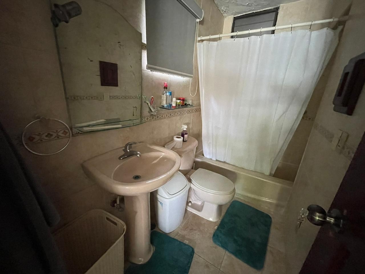 casas - ALQUILO En Arroyo Hondo Viejo Casa De 2 Niveles (Solo Para Negocios) CODIGO PD75 6