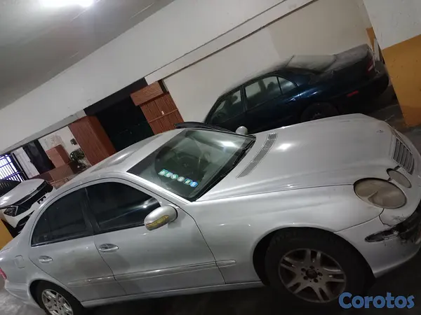 carros - 🚗 **Mercedes-Benz 2003 19