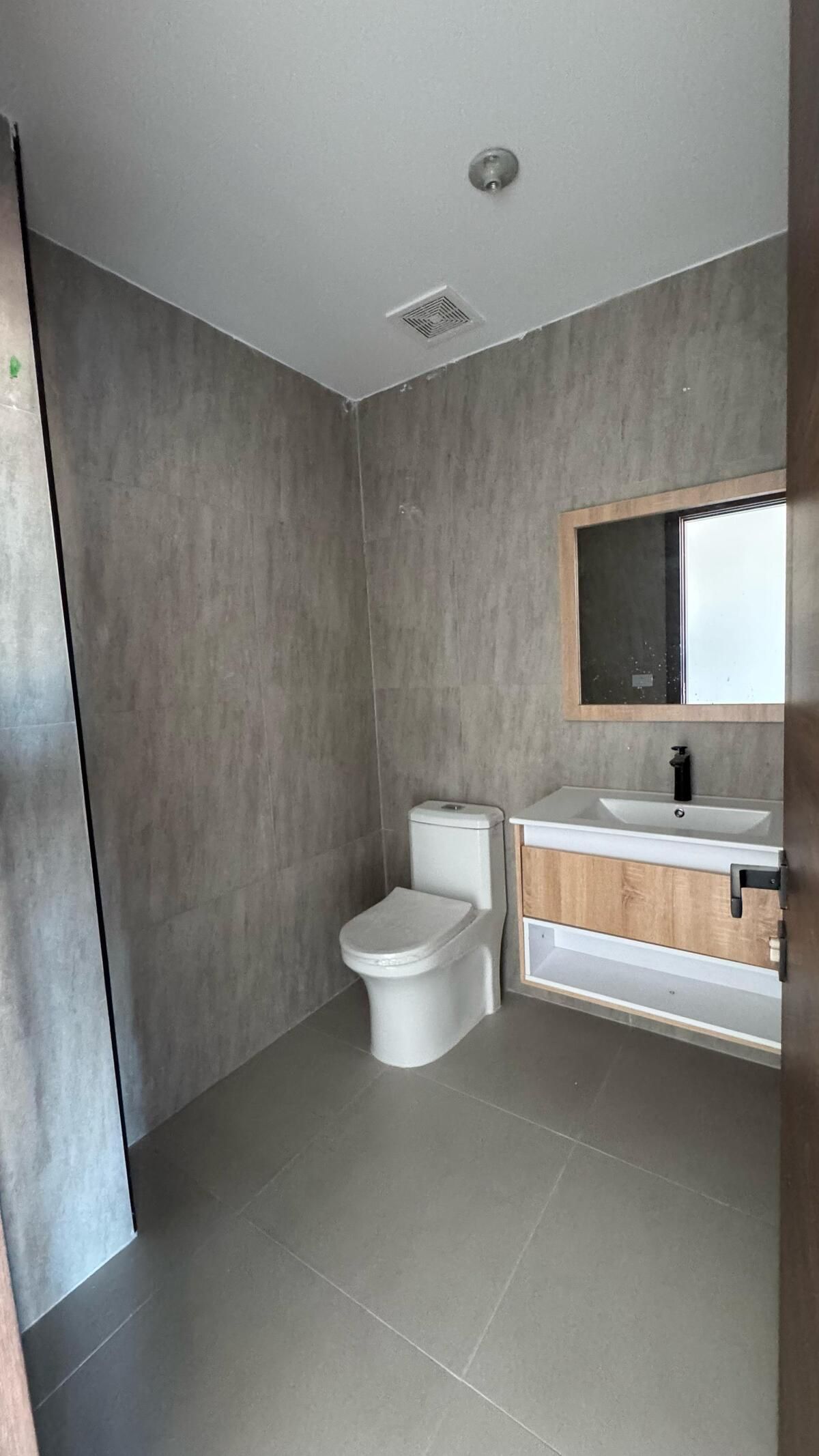 apartamentos - Apartamento en Arroyo Hondo Viejo 4to nivel new 4