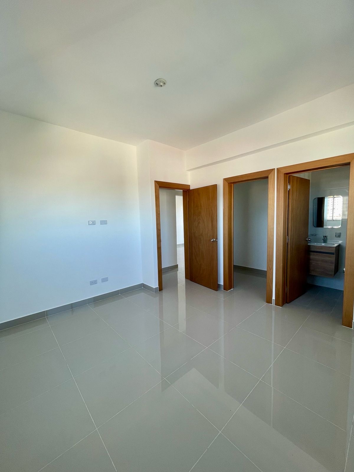 apartamentos - EL CACIQUE. Independencia precio US$148,000 CARATE 5