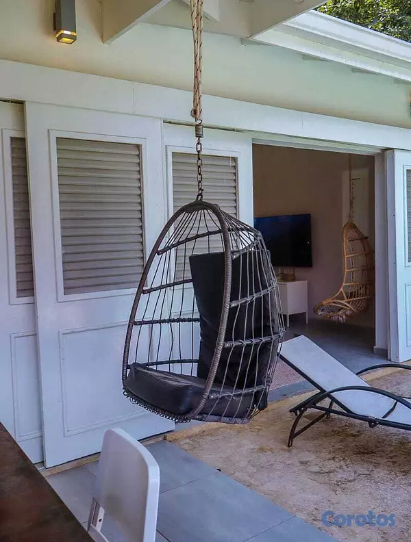 casas vacacionales y villas - Venta de Villa Amueblada en Las Terrenas, Cerca de 4