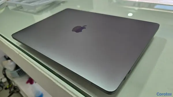 computadoras y laptops - Macbook pro Retina 13.3 Pulg Core i7 Ram 32gb ddr4 Disco 512gb SSD año 2020 3
