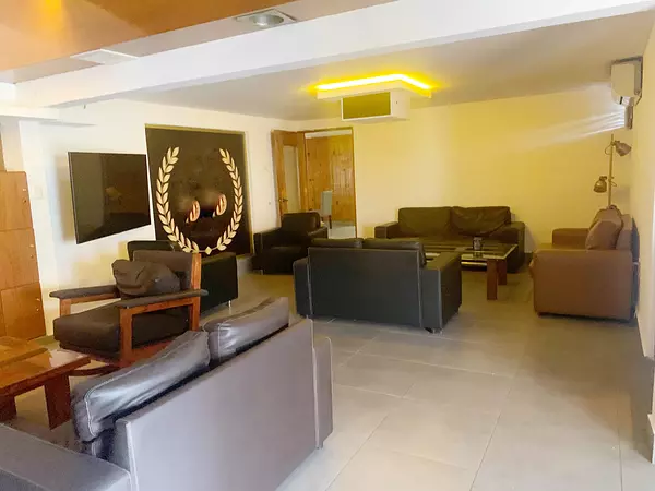 oficinas y locales comerciales - Local comercial en el Millon  4