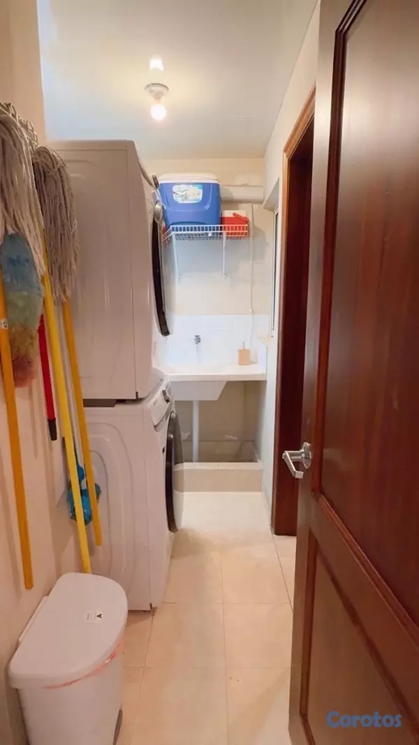 apartamentos - vendo los cacicazgos piso 5 con o sin muebles tres habitaciones dos parqueos  15