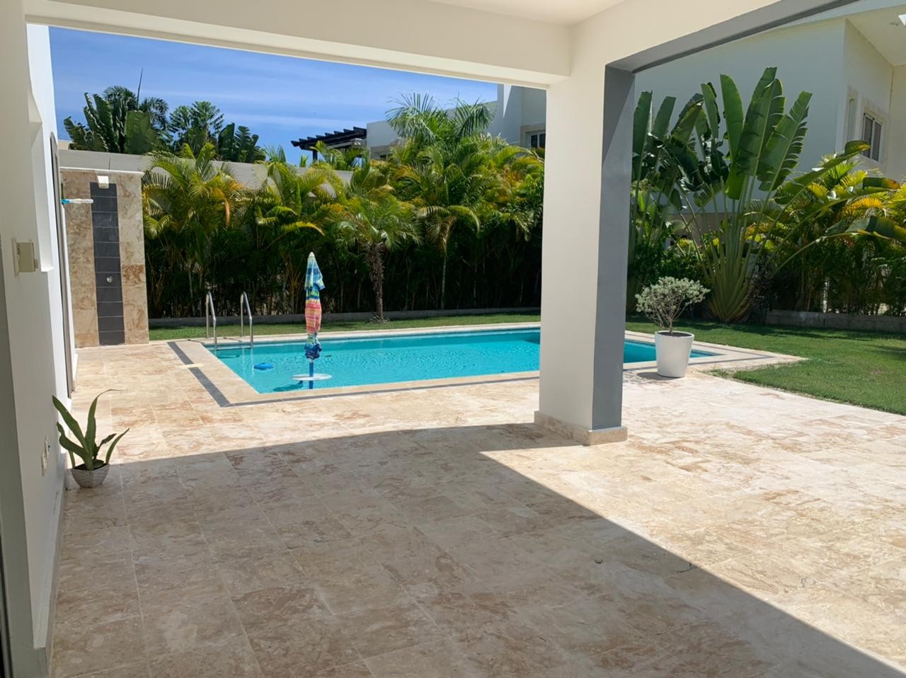 casas - Villa de encanto próximo a playa dorada con jardín grande 7