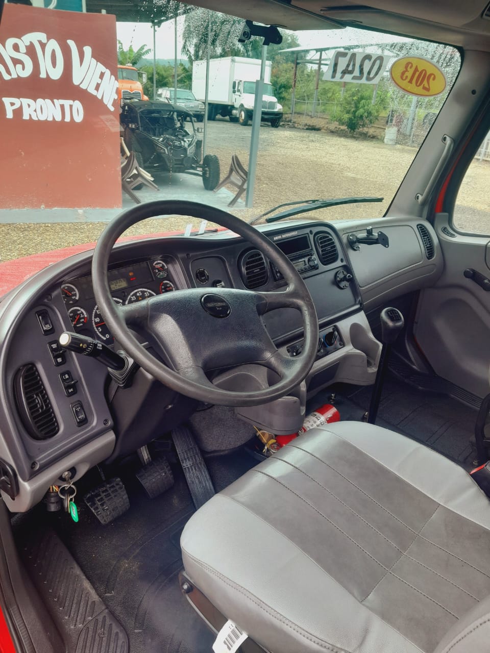 camiones y vehiculos pesados - FREIGHTLINER  AÑO 2013 4