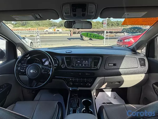 jeepetas y camionetas - Kia Sedona EX 2021
 7