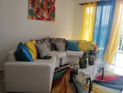 apartamentos - Apartamento amueblado súper amplio 137 metros en el tercer nivel cerca de todo. 4