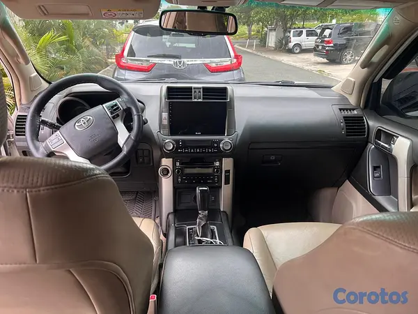 jeepetas y camionetas - TOYOTA LAND CRUISER PRADO VX 11