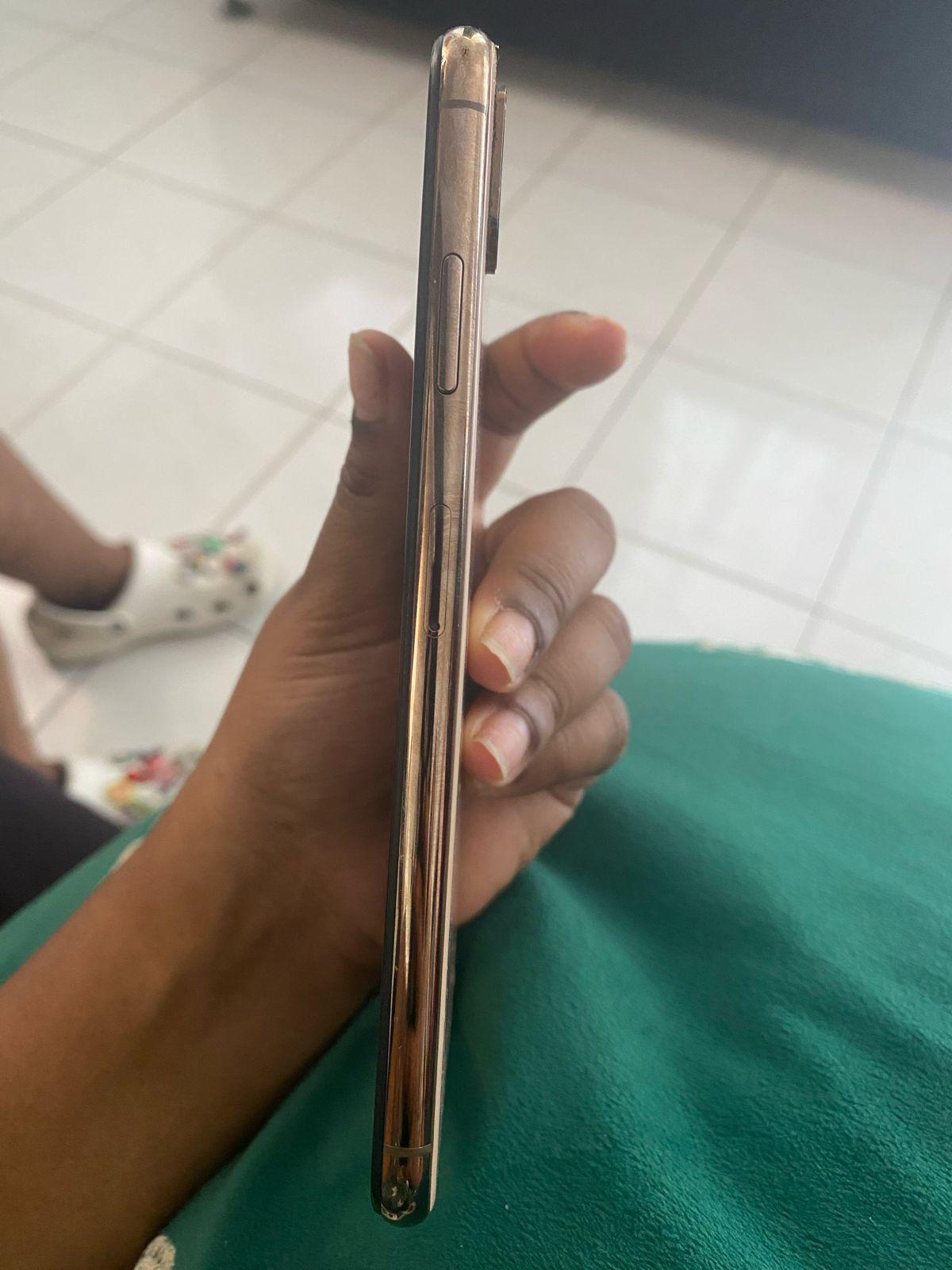 celulares y tabletas - Iphone XS Max 256 4
