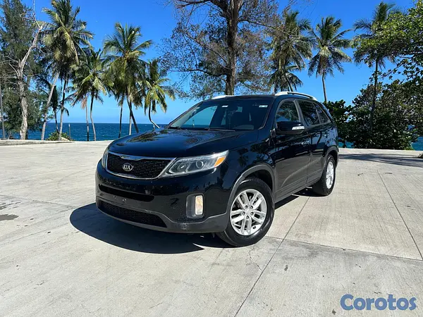 jeepetas y camionetas - KIA SORENTO LX  AÑO 2015  MOTOR 2.5 4 Cil. 3 FILAS 4
