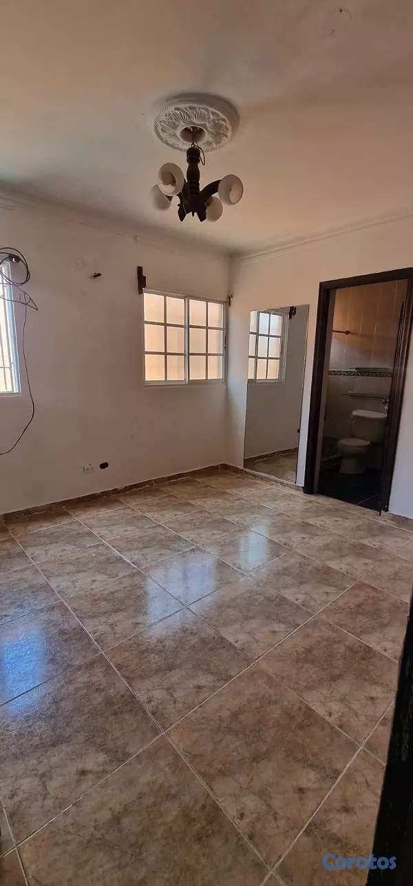 casas - vendo casa indepdencia dos niveles KLM 11 tres habitaciones dos parqueos  6