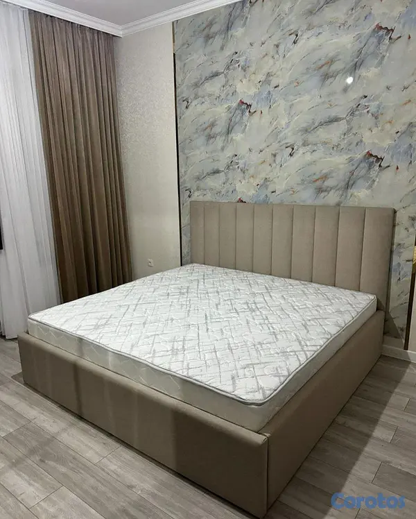 muebles y colchones - Cama tapizada color Beige+ Colchon. Nueva 6